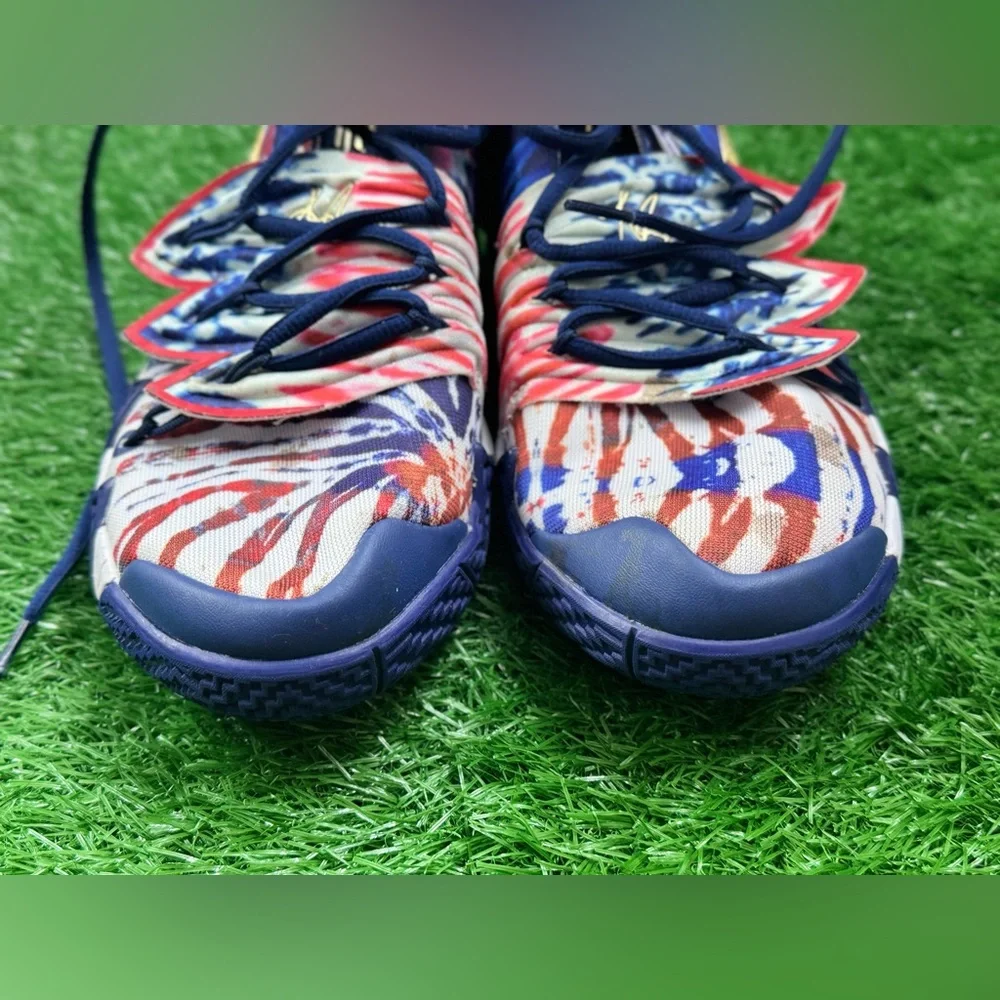 NIKE KYBRID S2 HYBRID YOUTH SIZE‎ 6.0 4TH OF JULY 